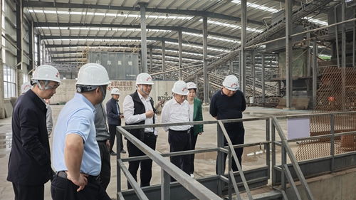 潘光督導項目建設并調研企業生產經營情況